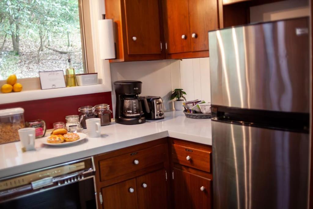 Modern Cabin With Hot Tub Grill Lake Beach Wineries Hiking Fishing And Hershey Park Family And Pet Friendly Superhosts On Ab&B Mount Gretna Ngoại thất bức ảnh