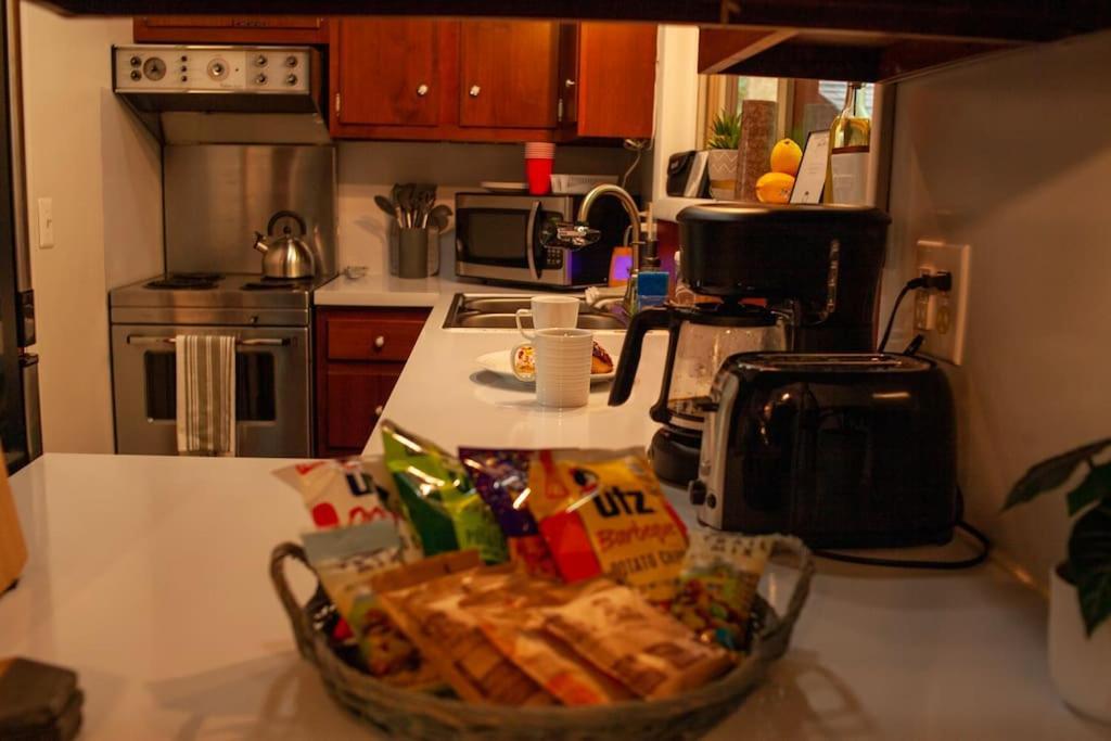 Modern Cabin With Hot Tub Grill Lake Beach Wineries Hiking Fishing And Hershey Park Family And Pet Friendly Superhosts On Ab&B Mount Gretna Ngoại thất bức ảnh